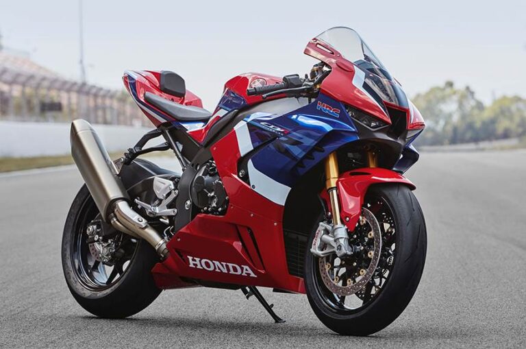 The New Road Monster HONDA CBR1000RR-R Fireblade SP/ Price, Specification, New Updates in 2025